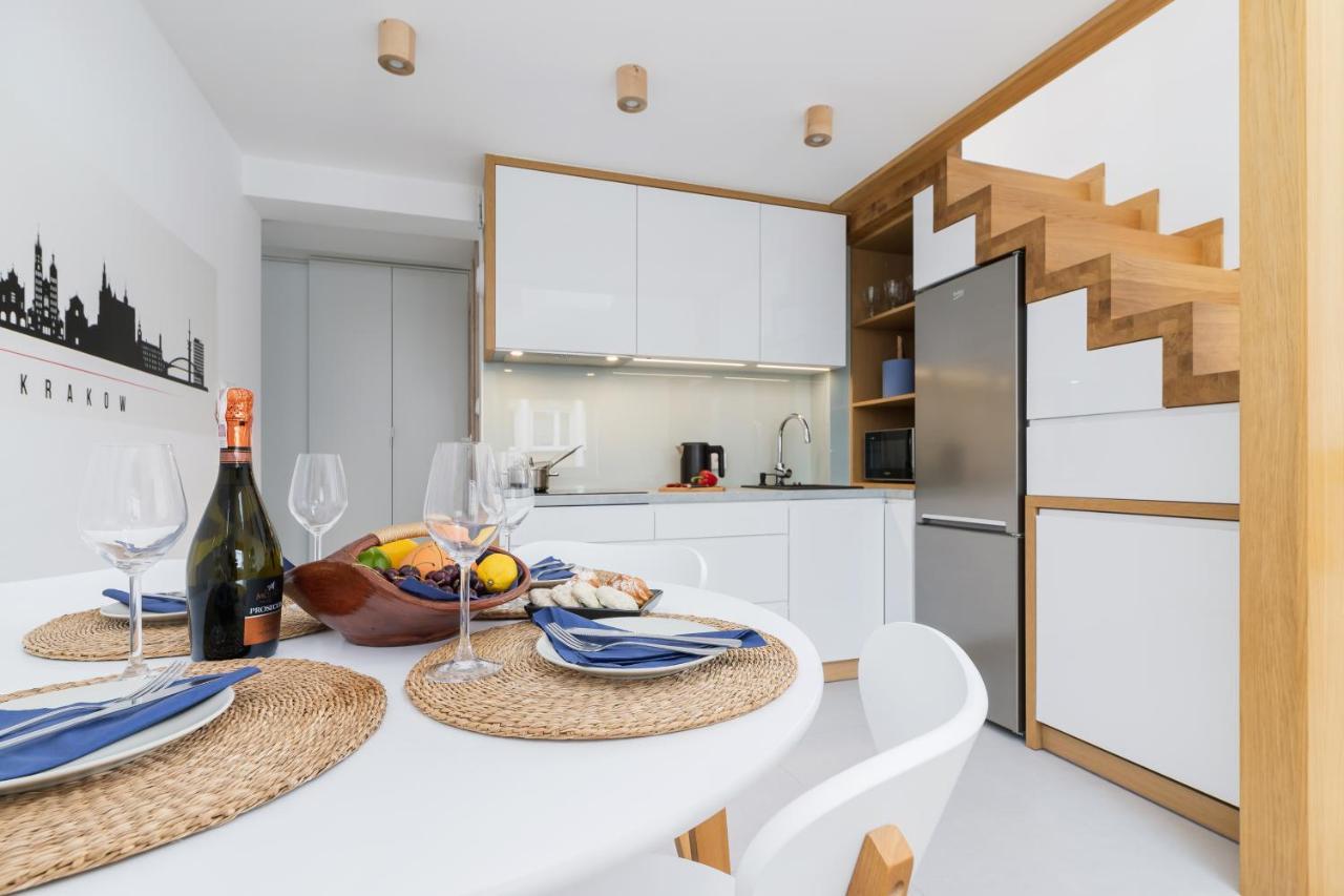 Leilighet Modern Stachowicza Cracow By Renters *